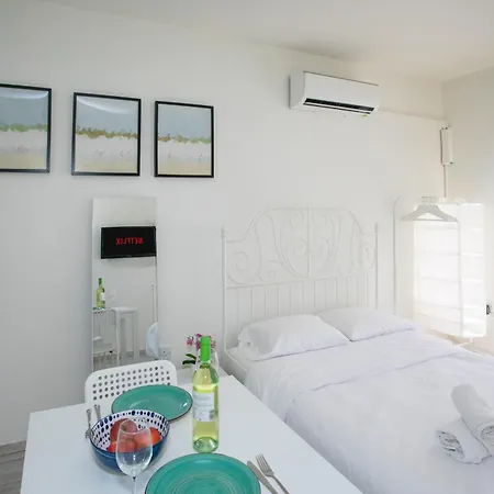 Palmove Makenzie 4 *