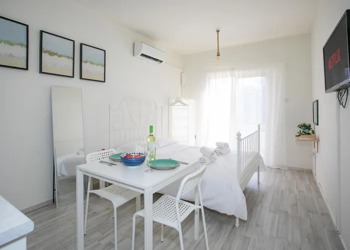 Palmove Makenzie 4 * Λάρνακα